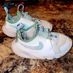 Nike Flex Runner 2 Lil "Summit White/Wolf Grey/Glacier Blue" Toddler Kids' Shoe